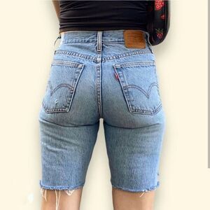 Levi's Long Shorts Women's 34 Vintage 90s Blue Boho Distressed Raw Hem Cutoff